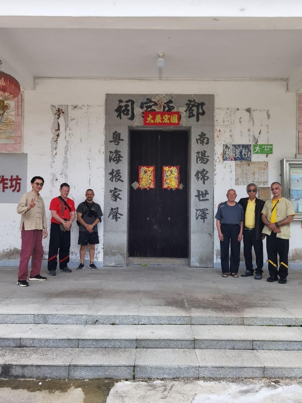 hong kong kung fu academy di Sifu Salvatore Mezzone, arti marziali wing chun, weng chun GM Michael Tang, tai chi quan, sanda e sport da combattimento, shaolin cina (2)
